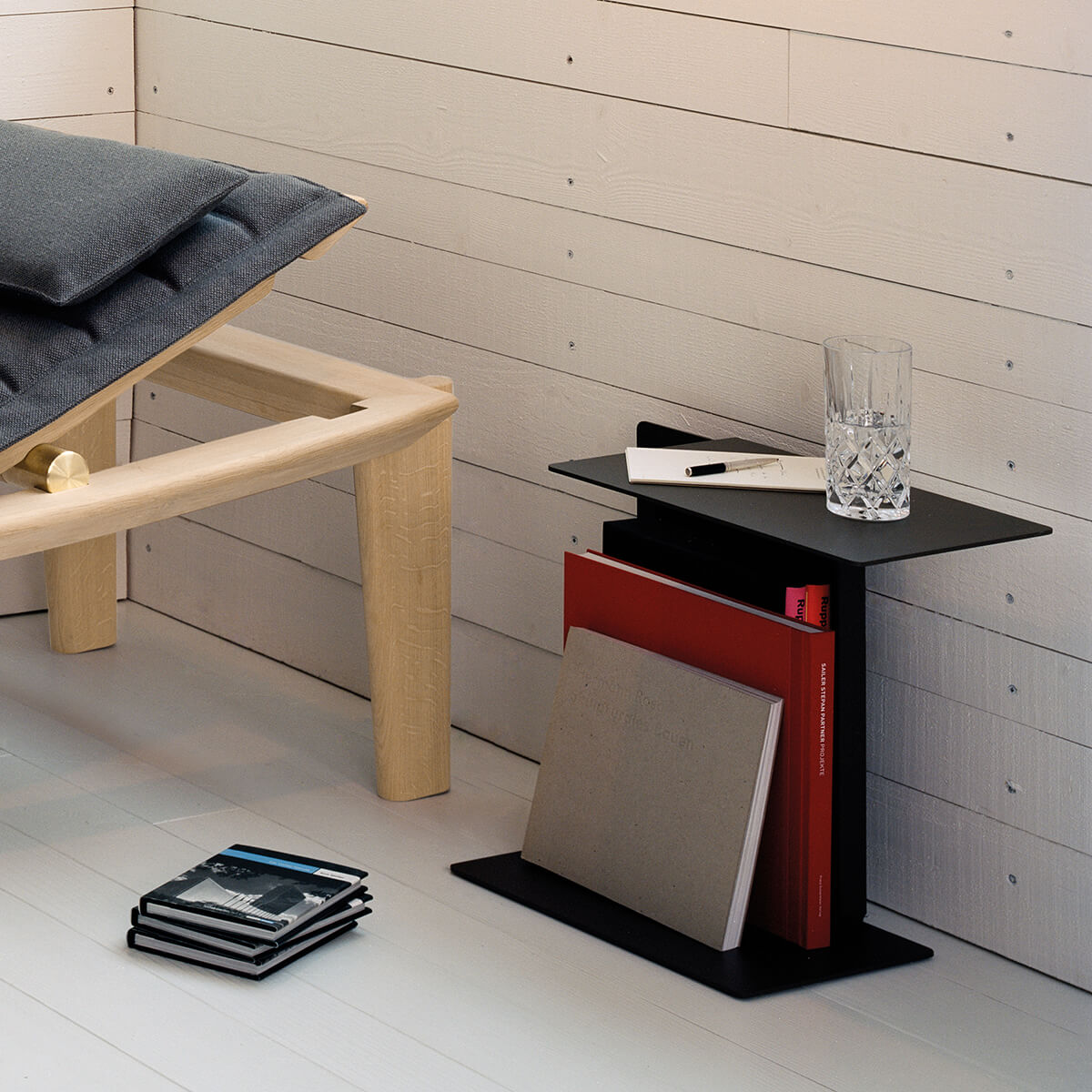 Jet Black / Mobile / BlackMenu / Diana A, designed by Konstantin Grcic
