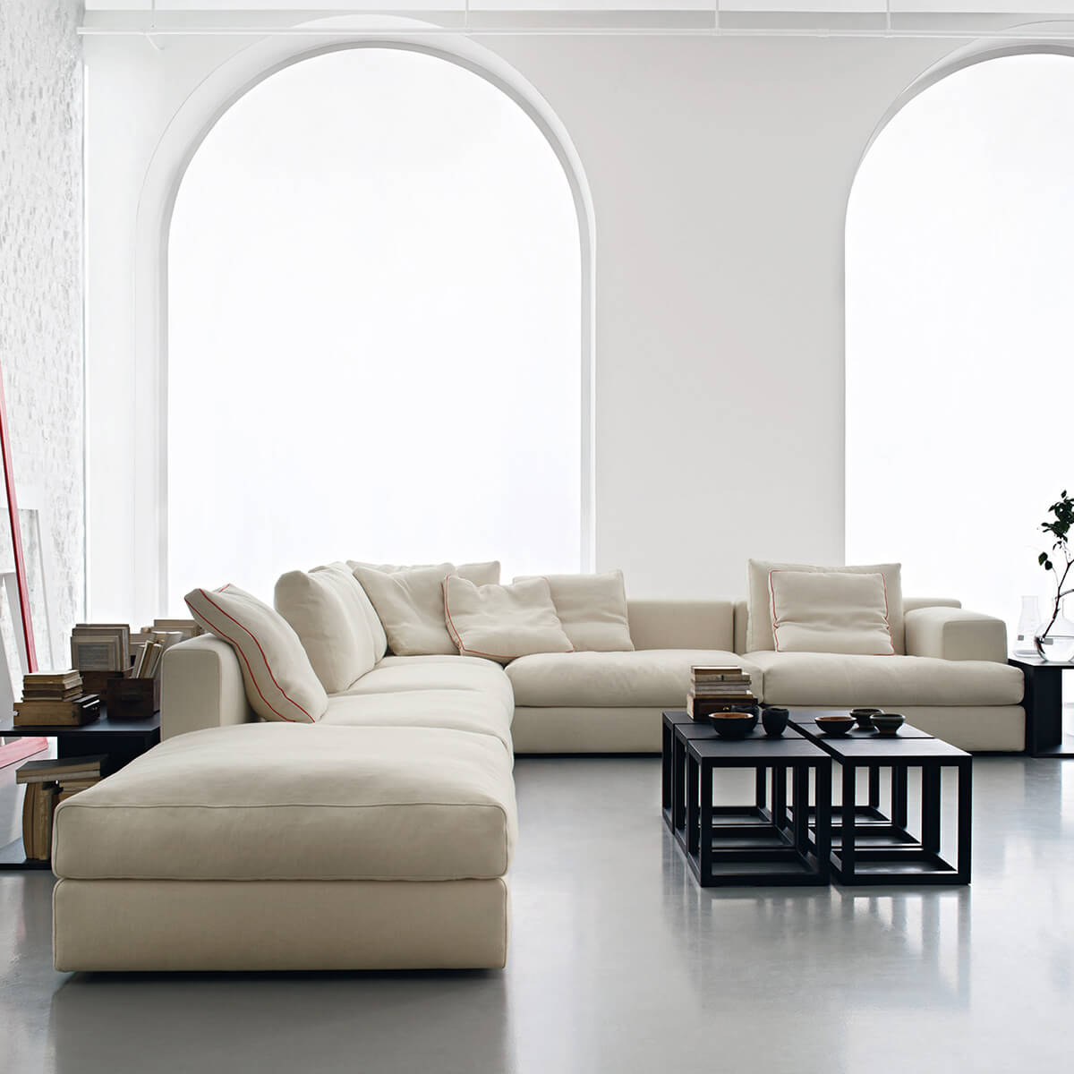 GeneralOption / Mobile / BlackMenu / Miloe Sofa, designed by Piero Lissoni