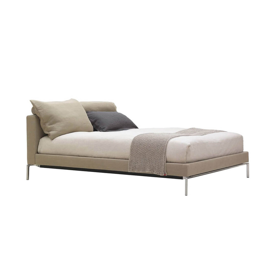 GeneralOption / Mobile / BlackMenu / Moov Bed designed by Piero Lissoni made by Cassina