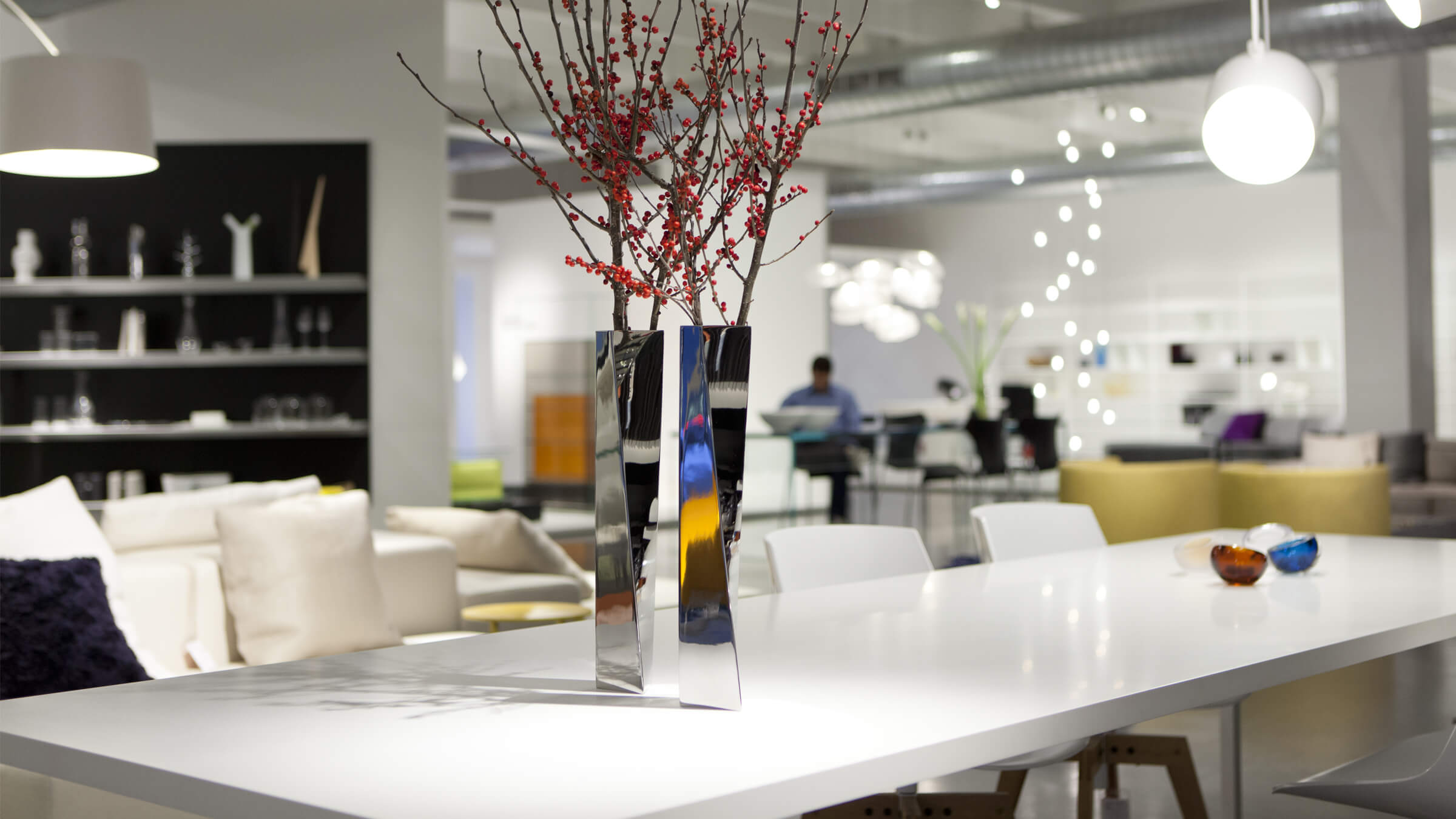 Desktop / WhiteMenu / Crevasse Vase, designed By Zaha Hadid Design for Alessi