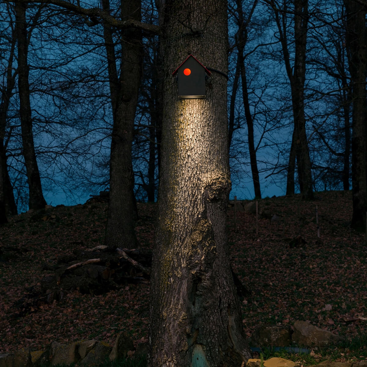 Mobile / WhiteMenu / Imu Outdoor Wall Lamp designed by Omar Carraglia