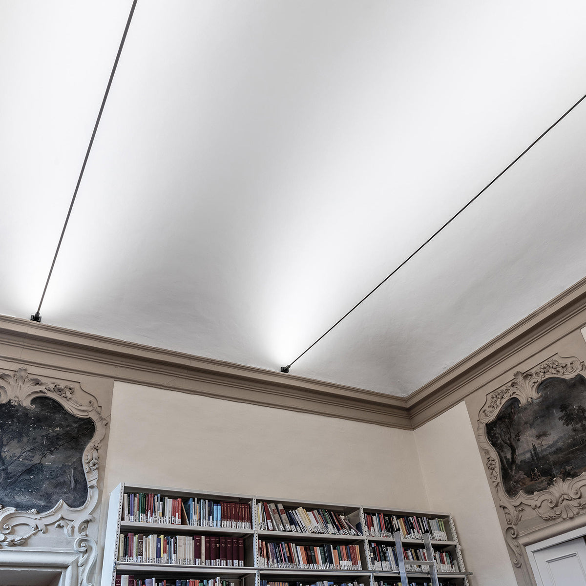 Mobile / BlackMenu / Infinito Wall Lamp, designed by Davide Groppi