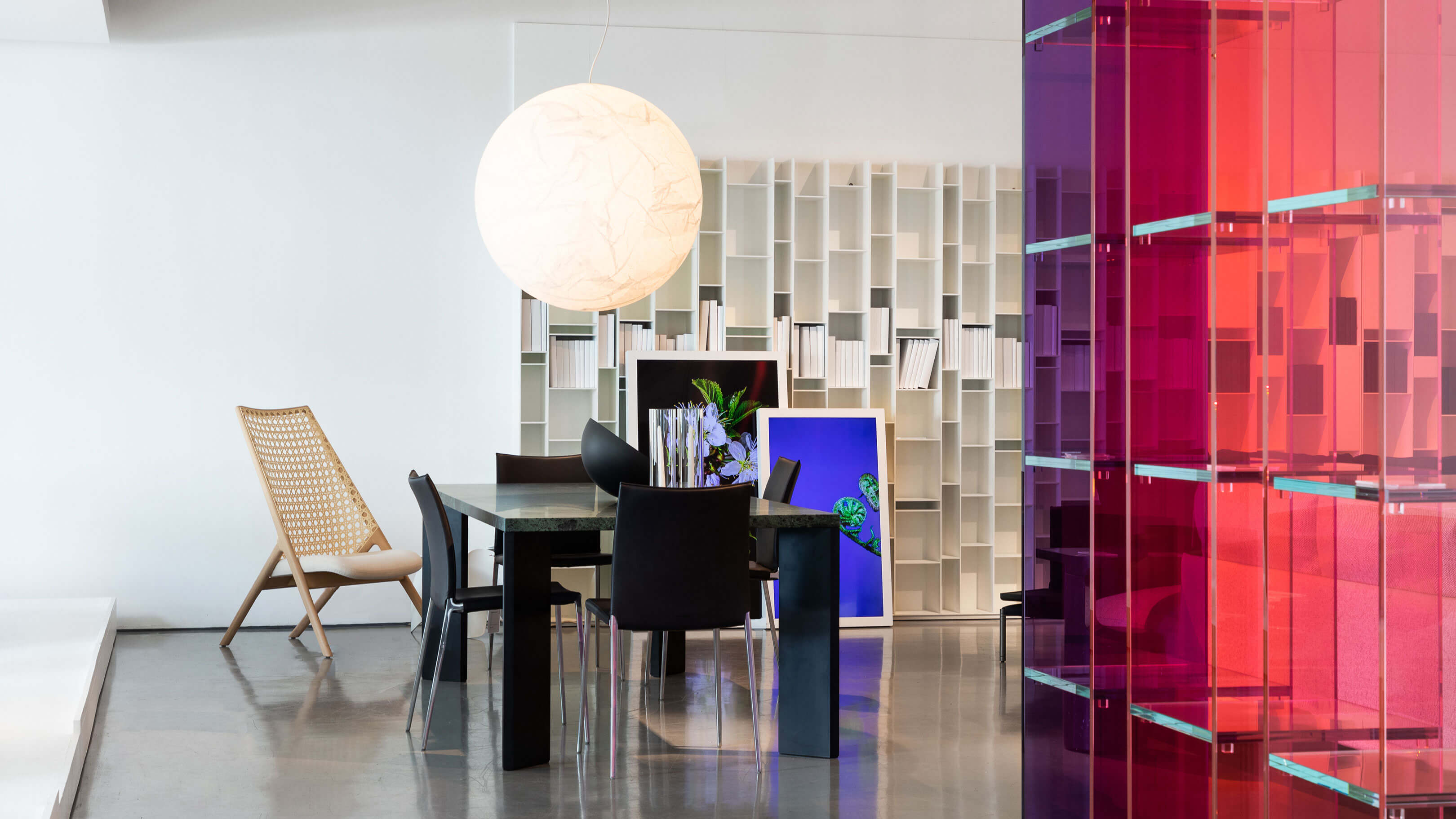 Moon 80 / Desktop / WhiteMenu / Moon Pendant Lamp, designed by Davide Groppi