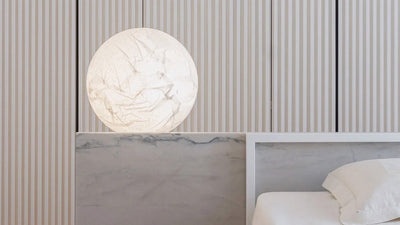 Desktop / BlackMenu / Moon T Table Lamp