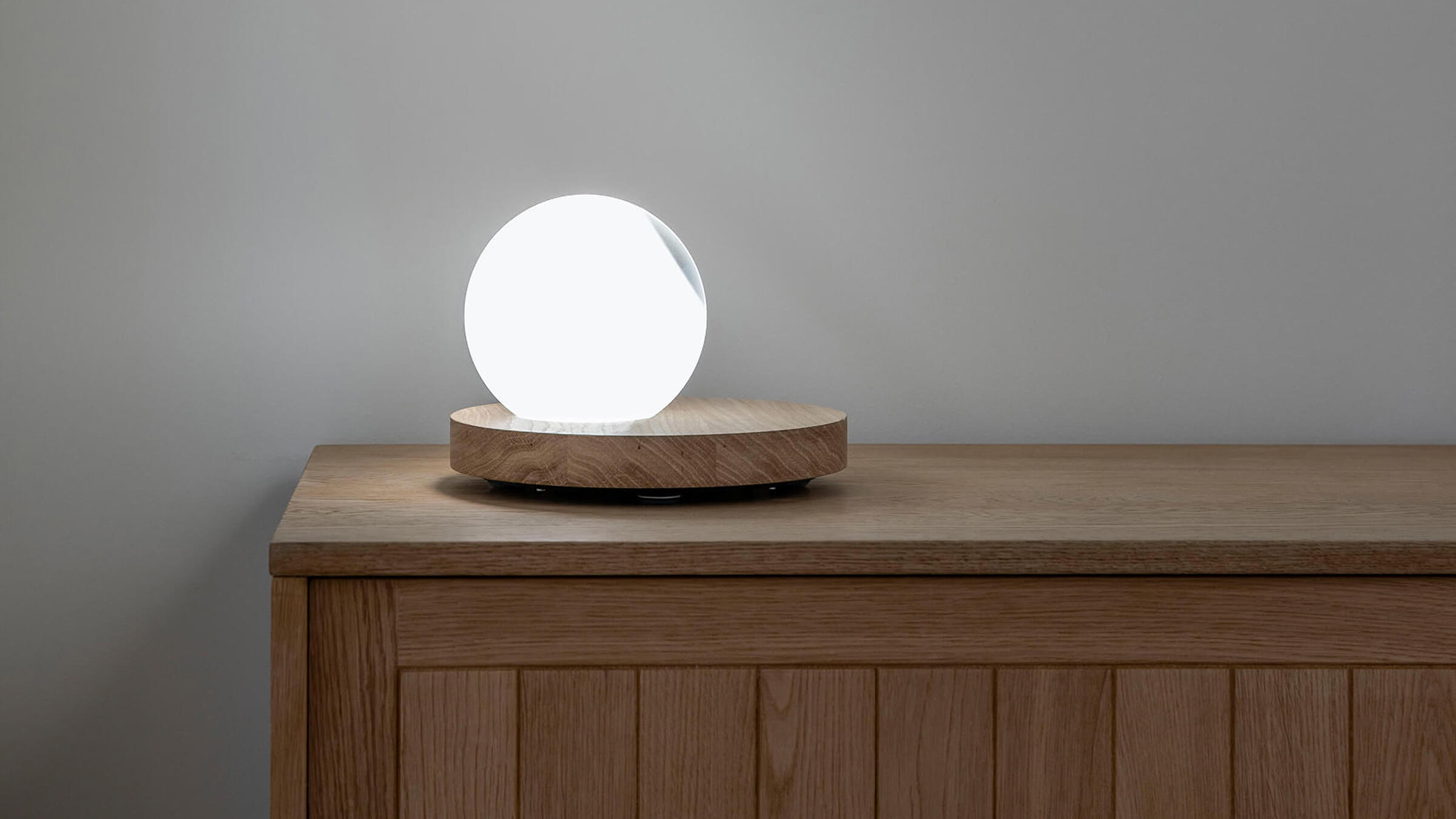 Desktop / WhiteMenu / Pigreco Table Lamp, designed by Davide Groppi