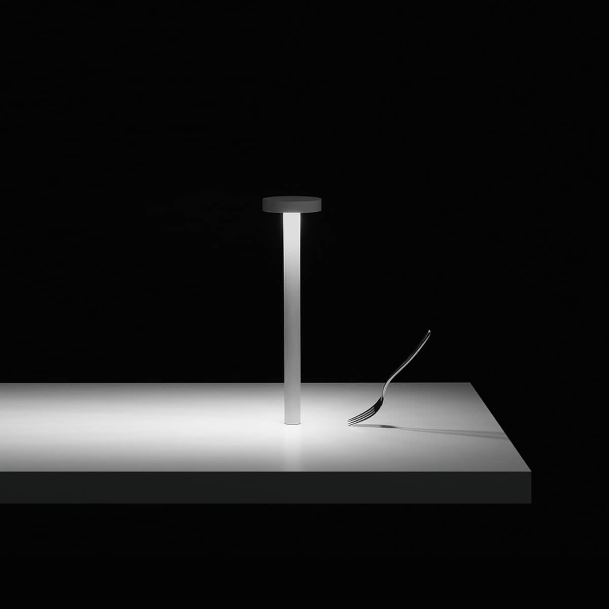 Mobile / WhiteMenu / Tetatet LED Table Lamp, designed by Davide Groppi