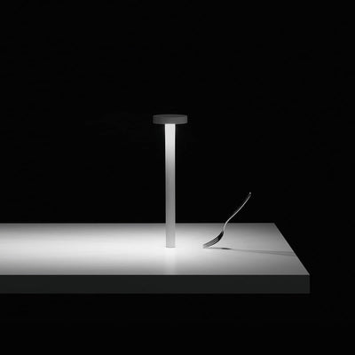 Mobile / WhiteMenu / Tetatet LED Table Lamp, designed by Davide Groppi