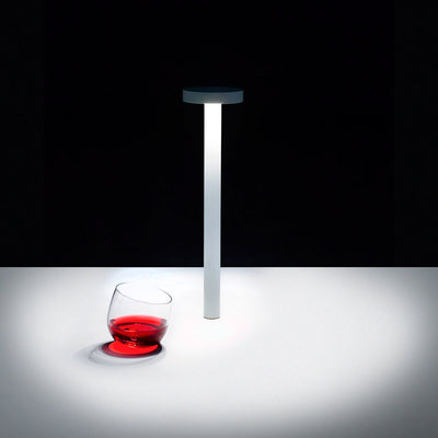 Mobile / WhiteMenu / Tetatet LED Table Lamp, designed by Davide Groppi
