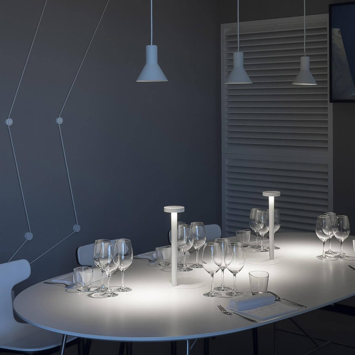 Mobile / WhiteMenu / Tetatet LED Table Lamp, designed by Davide Groppi