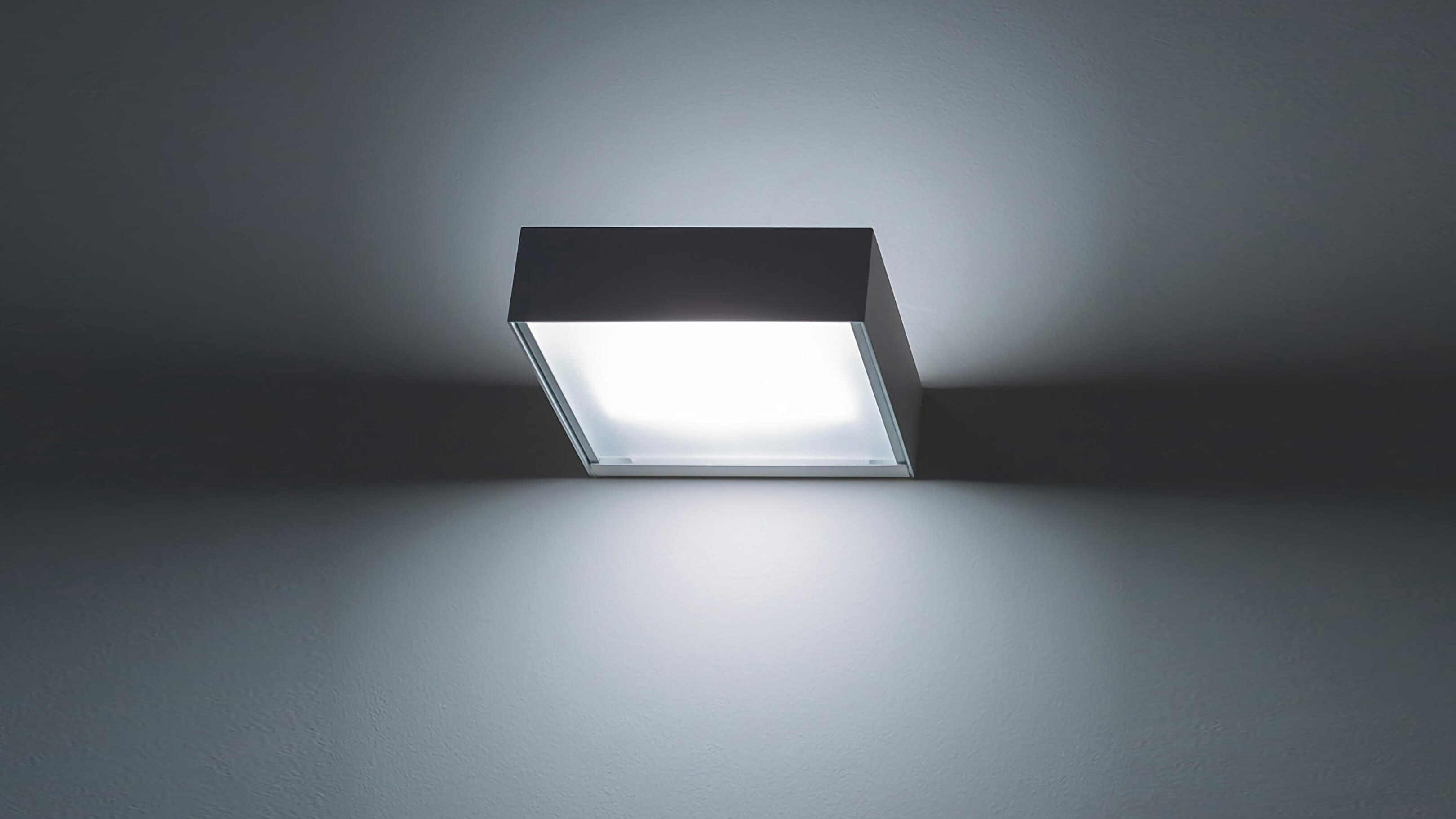 Brushed Chrome / Desktop / WhiteMenu / Toast LED Wall Lamp, designed by Davide Groppi