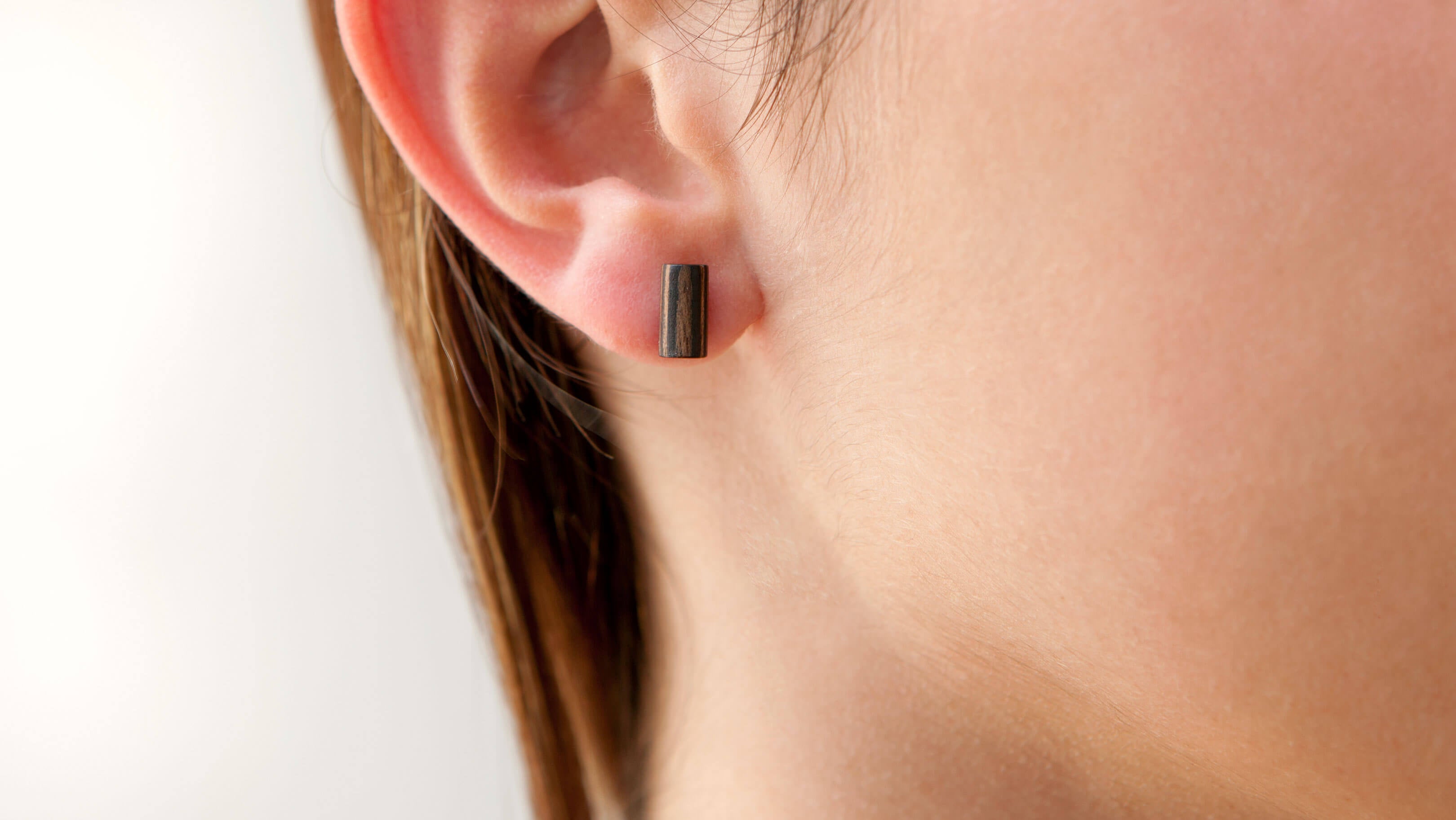 Cylinder / Walnut/Ebony / Desktop / BlackMenu / Second Life Duo Earrings, designed by Moissue