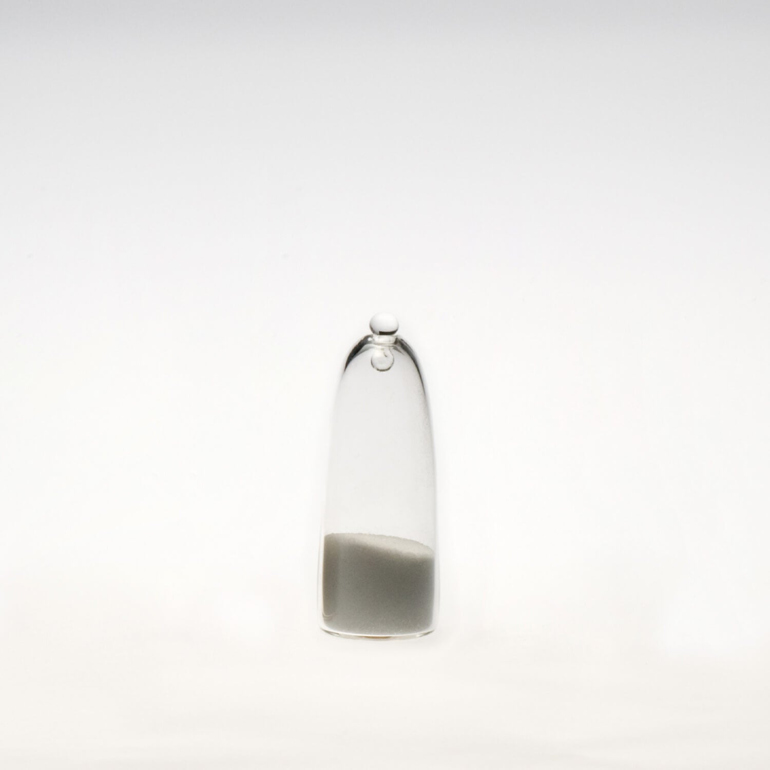 Small / Mobile / BlackMenu / En Coulisses Shakers, designed by Laurence Brabant