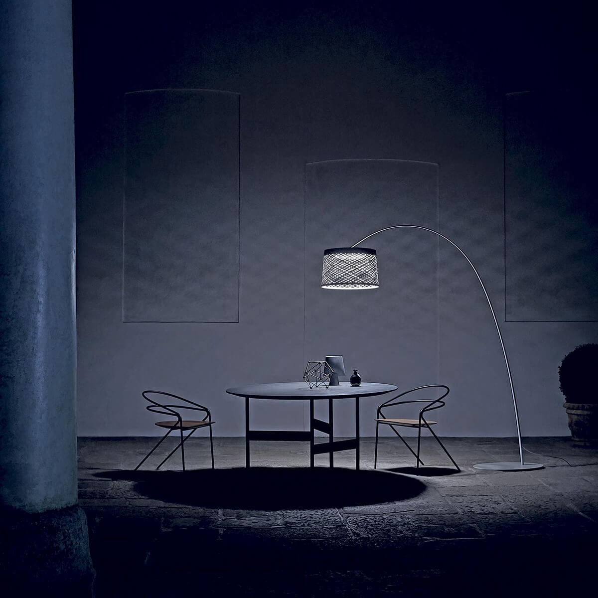 Mobile / WhiteMenu / Twiggy Grid Outdoor, designed by Mark Sadler