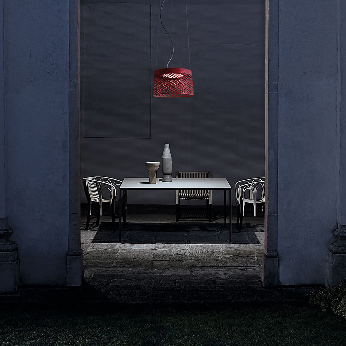  Mobile / WhiteMenu / Twiggy Grid Outdoor, designed by Mark Sadler