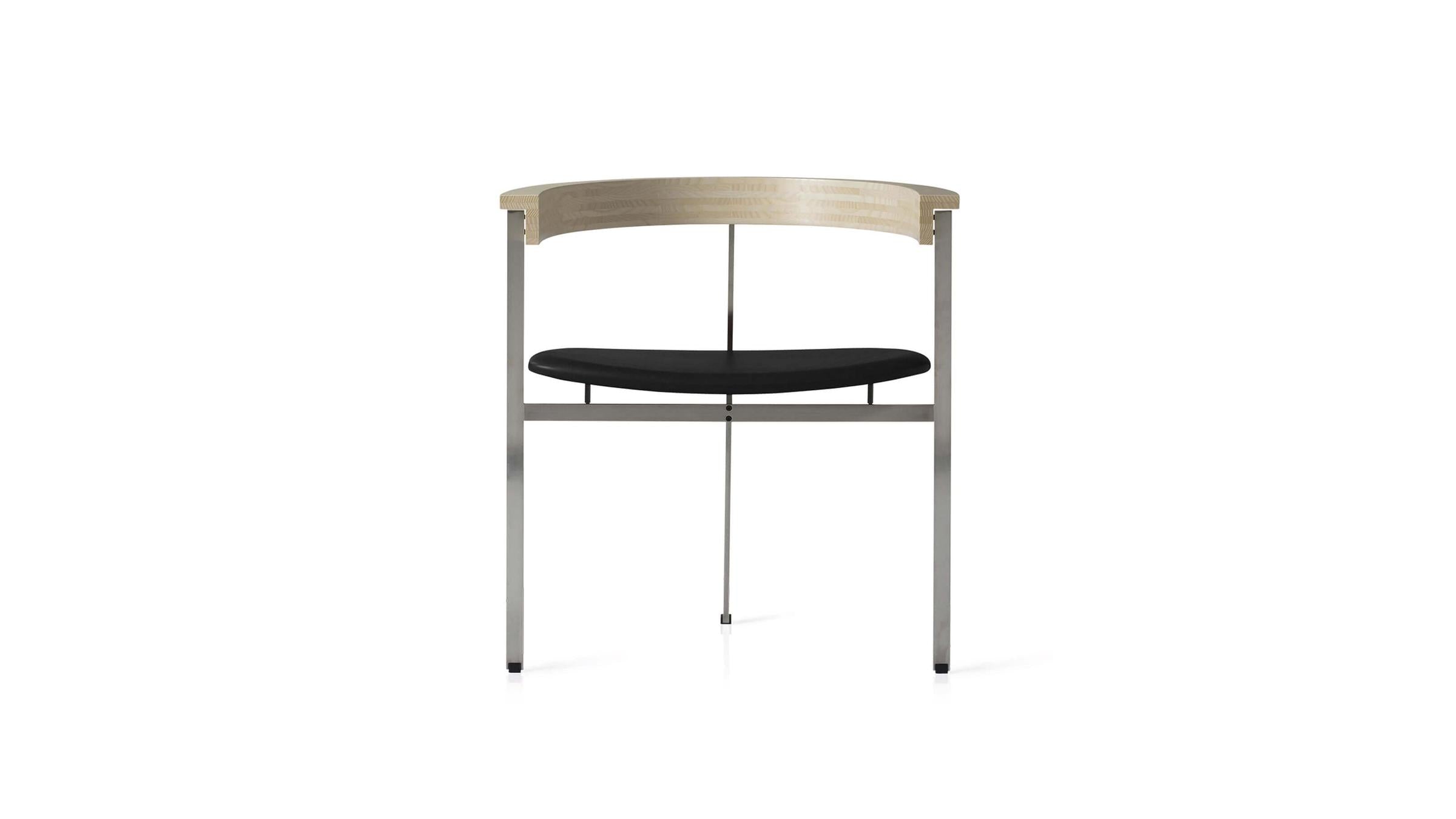 Fritz Hansen Armchair PK11 Armchair In Black Leather