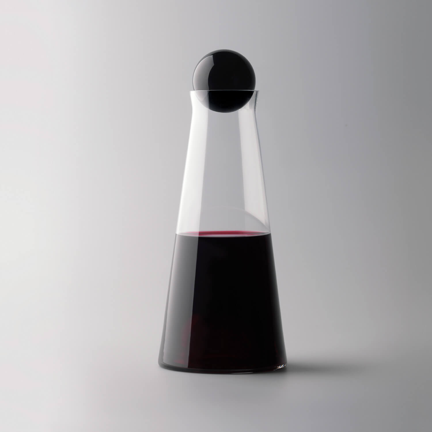 Black / Mobile / BlackMenu / Fia Carafe, designed by Nina Jobs