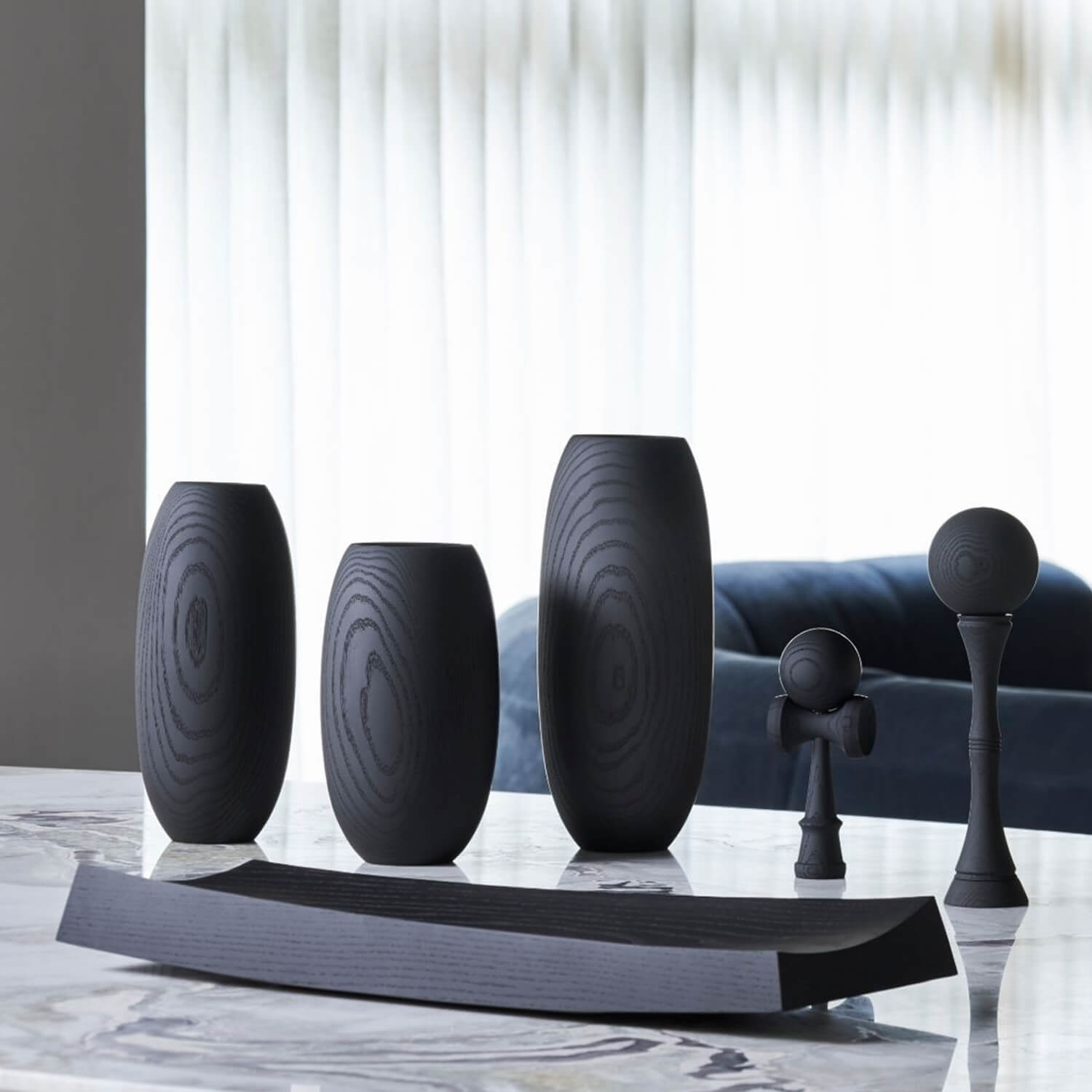 GeneralOption / Mobile / BlackMenu / Flusso Ash Black Vase, designed by Iwata Mokkou Studio