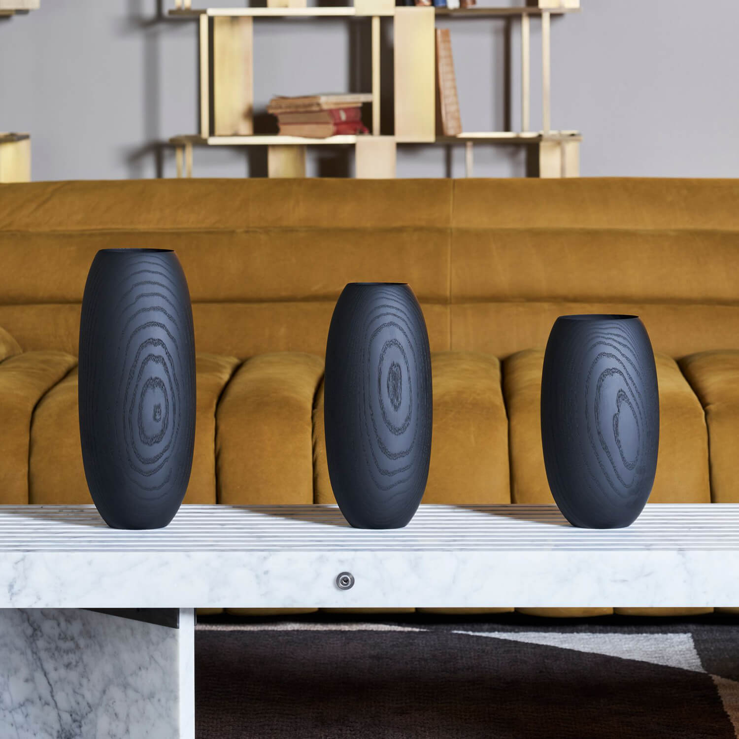 GeneralOption / Mobile / BlackMenu / Flusso Ash Black Vase, designed by Iwata Mokkou Studio