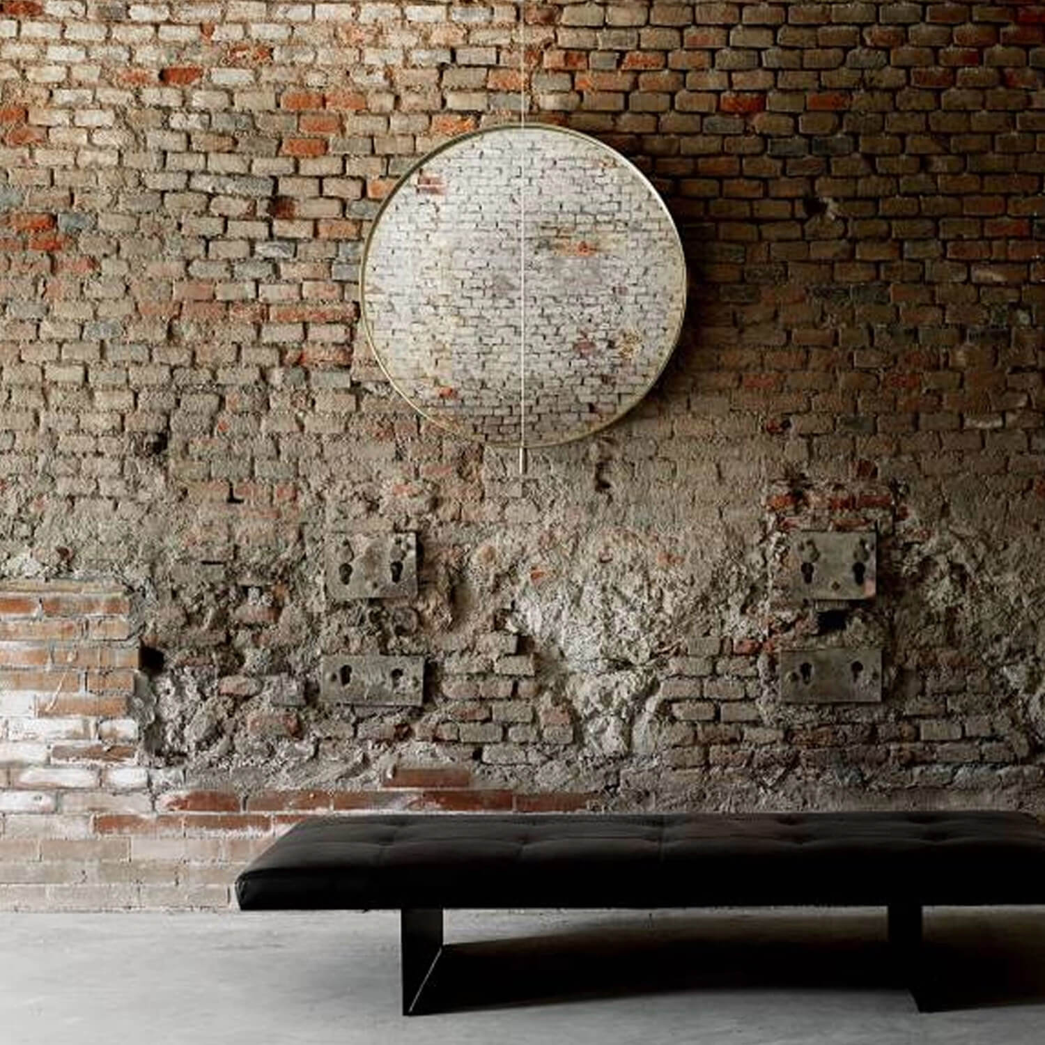 Mobile / WhiteMenu / Galileo Mirror, designed by Mario Ferrarini made by Living Divani