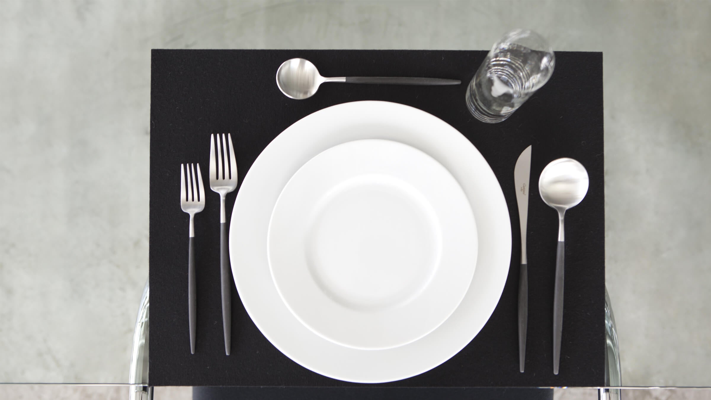 Desktop / WhiteMenu / Goa Flatware Set, designed by Cutipol