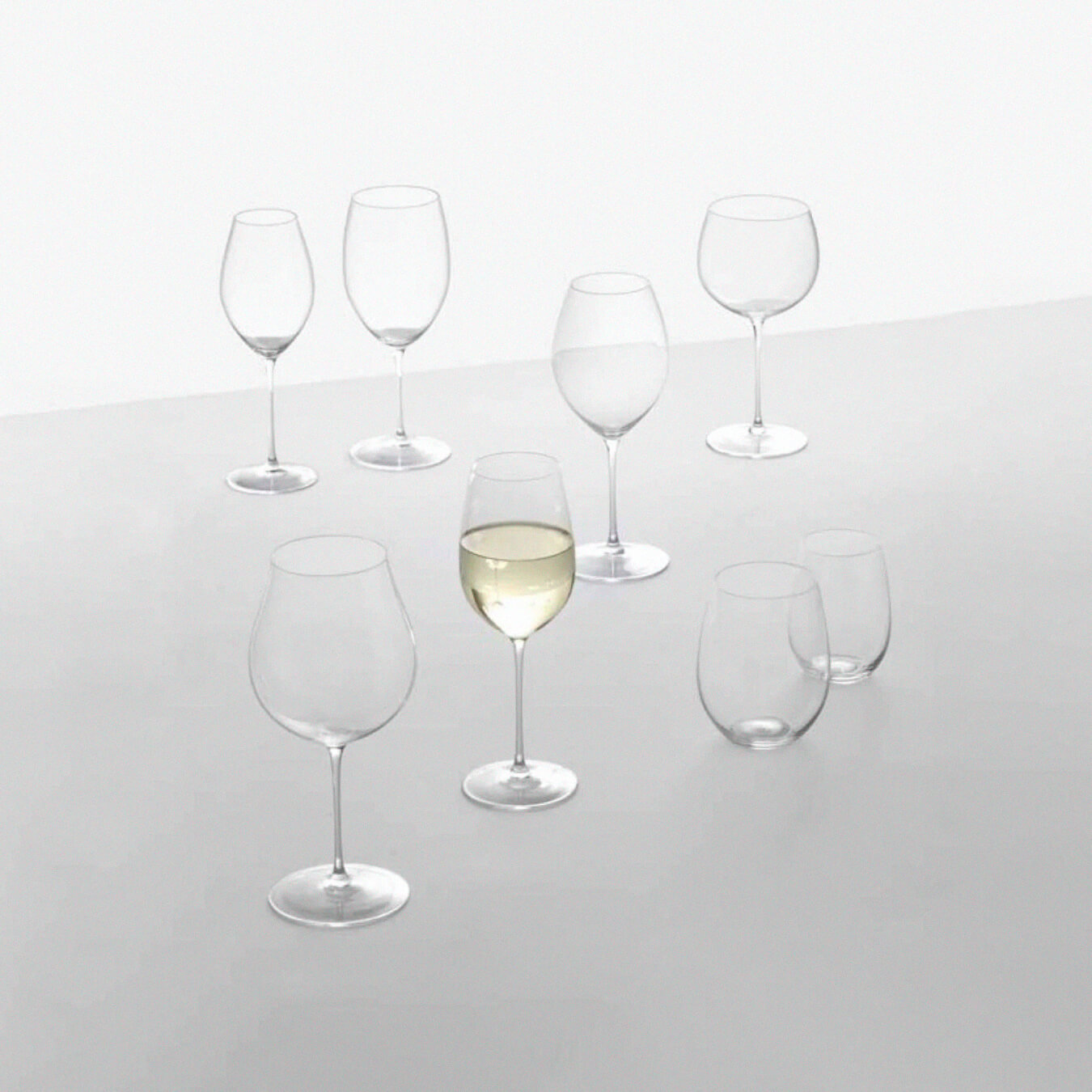 GeneralOption / Mobile / BlackMenu / Solisti Glass Smooth, designed by Mario Sironi 
