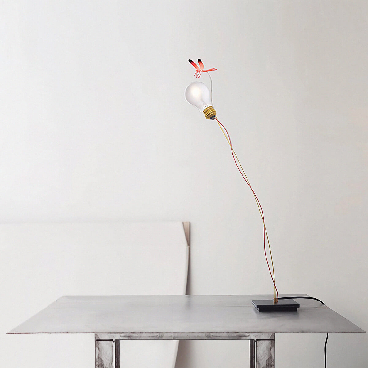 Red / Mobile / BlackMenu / I Ricchi Poveri Bzzzz, designed by Ingo Maurer