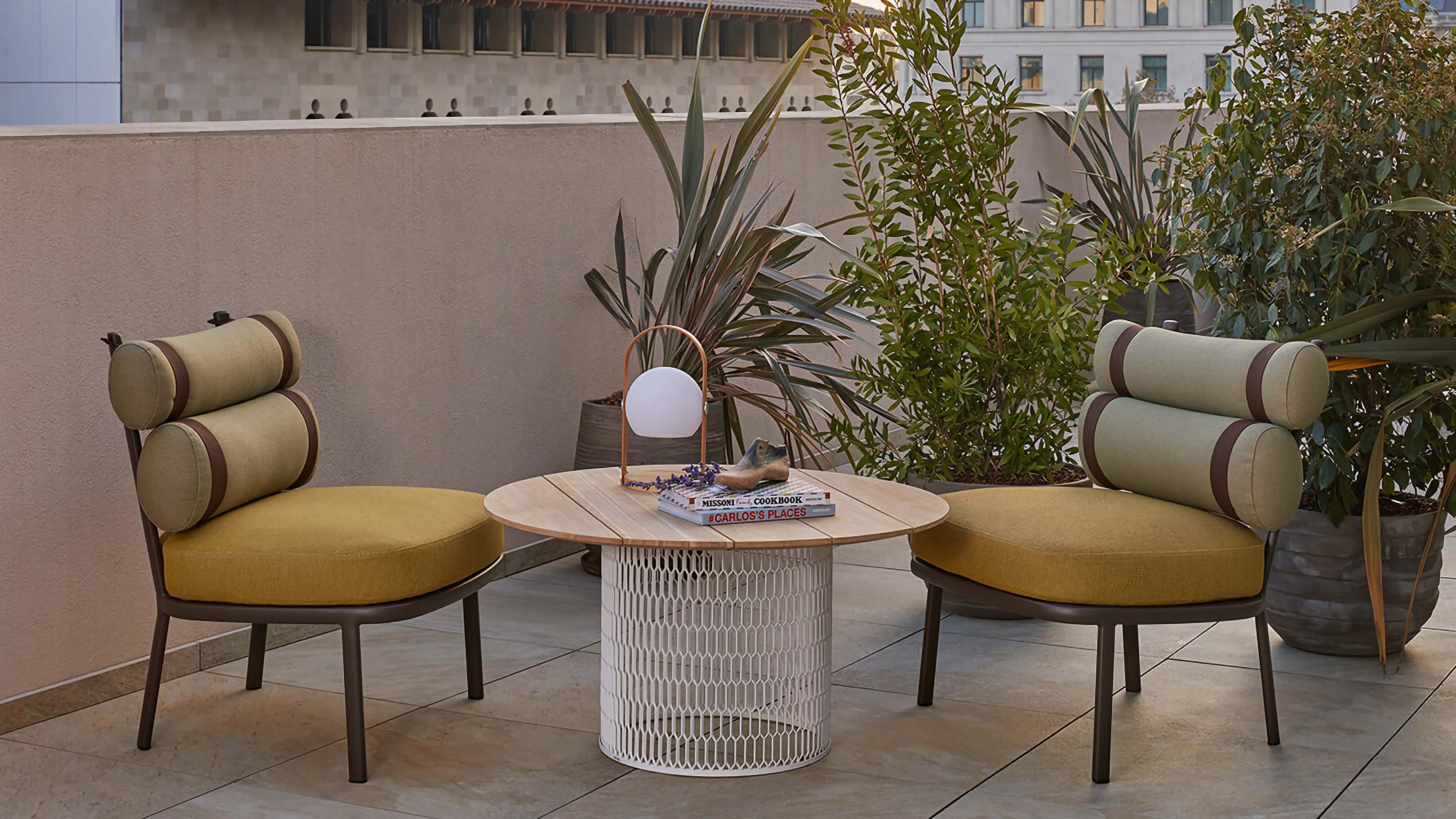Desktop / WhiteMenu / Mesh Table, designed by Patricia Urquiola