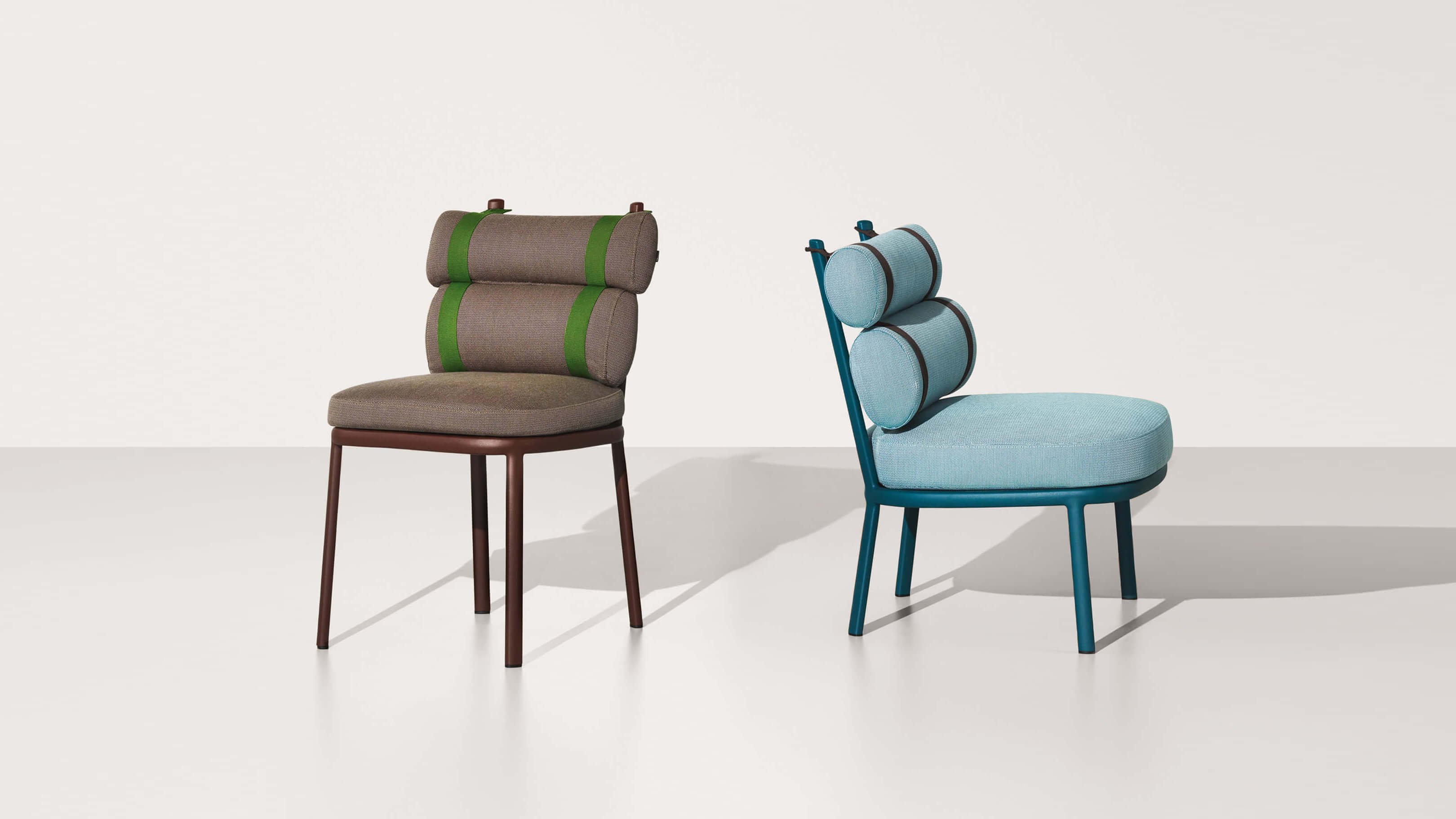 Desktop / BlackMenu / Roll Club Chair, designed by Patricia Urquiola
