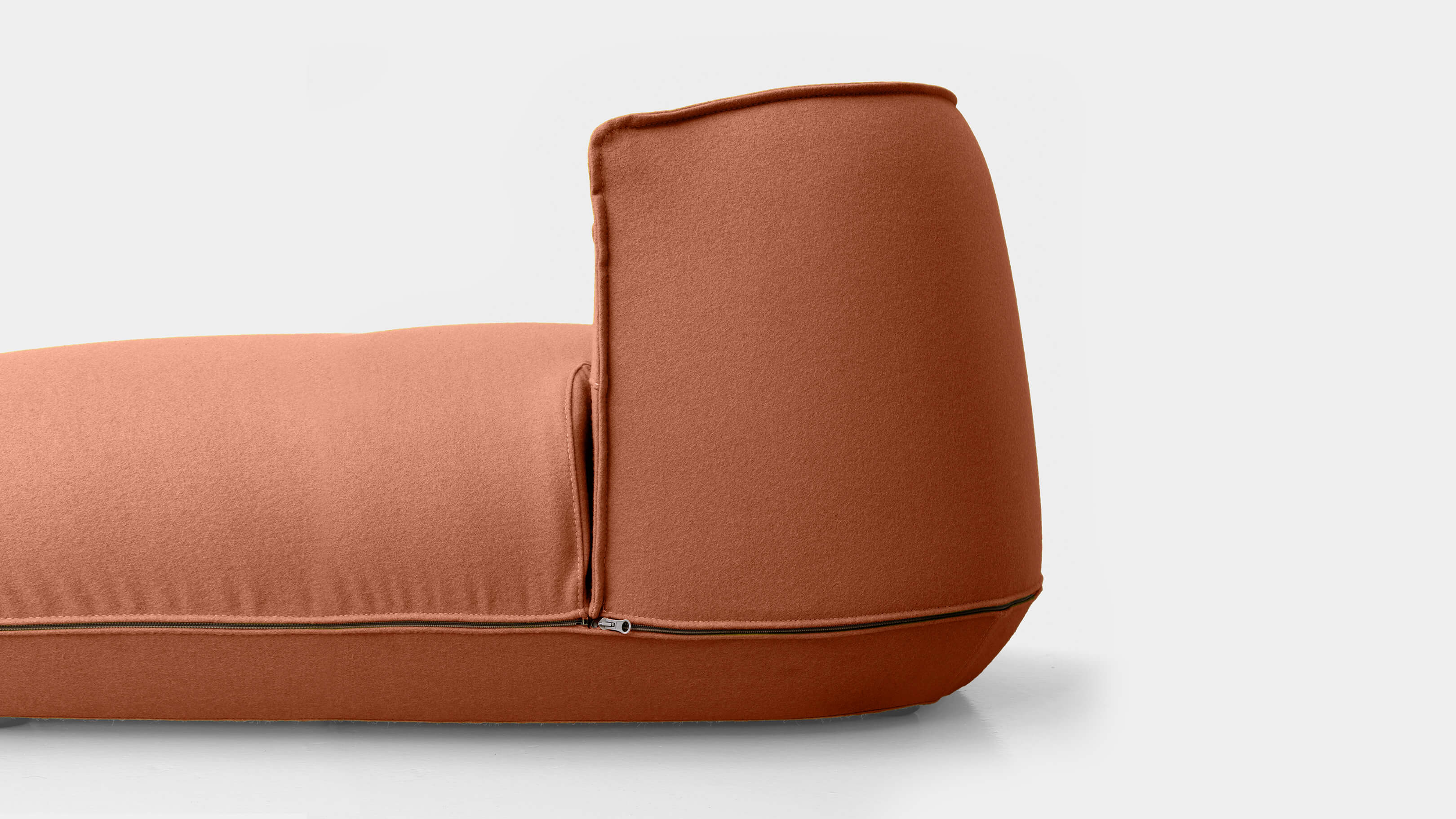 Desktop / BlackMenu / Brioni Daybed, designed by LucidiPevere
