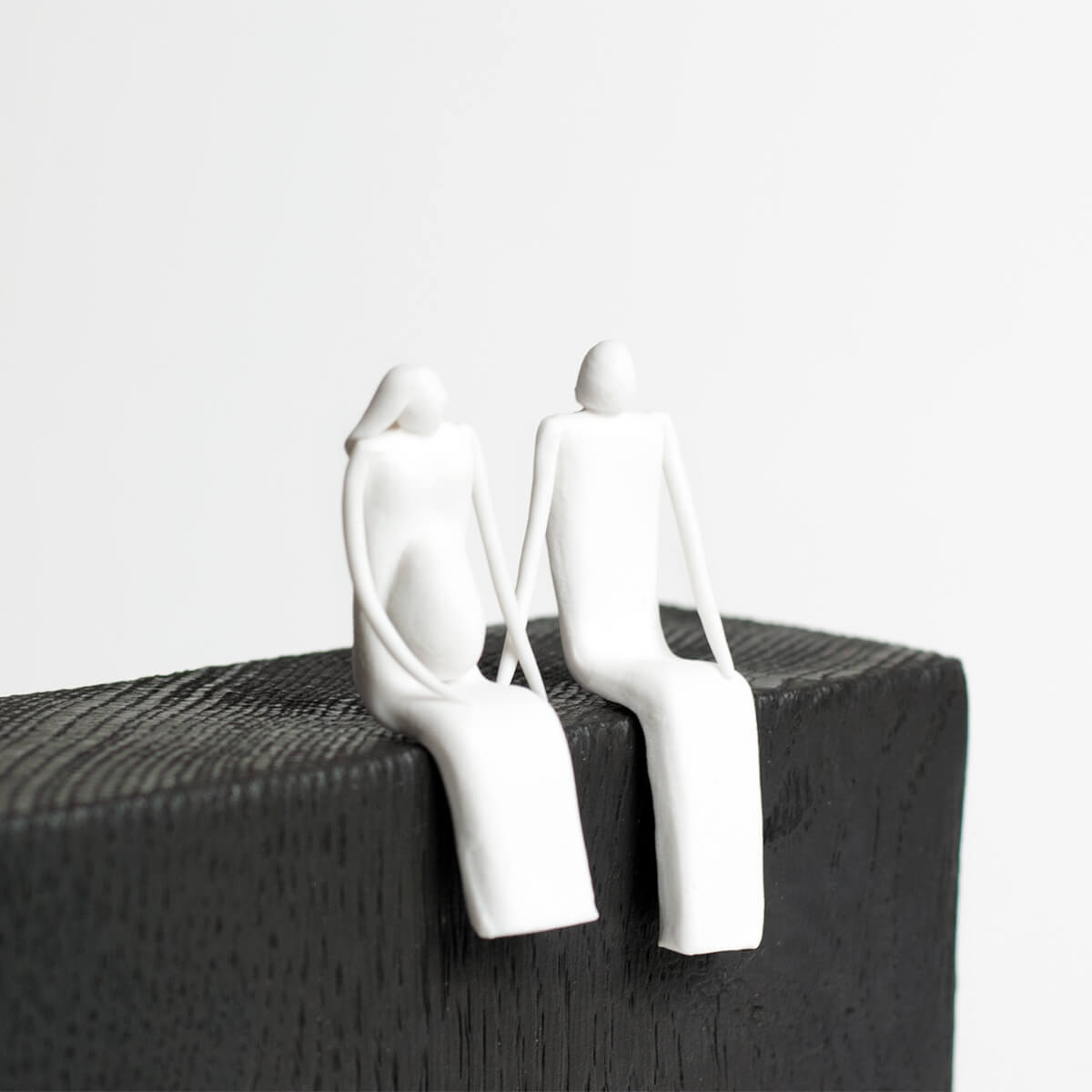 9 Mois / Mobile / BlackMenu / The Pairs Sculpture, designed by Laurent Trebout