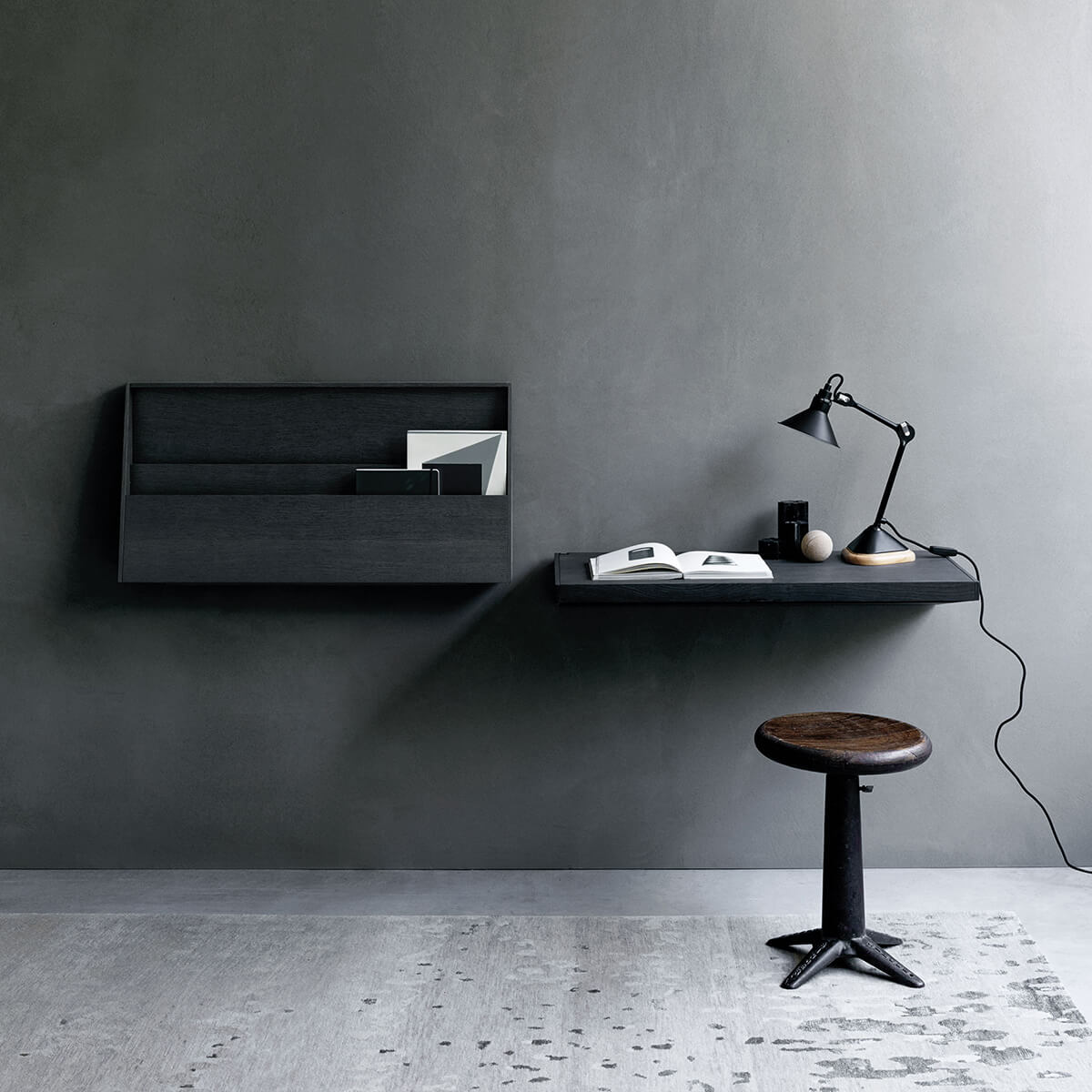 Stone Oak / Mobile / WhiteMenu / FJU Desk, designed by Kaschkasch Cologne