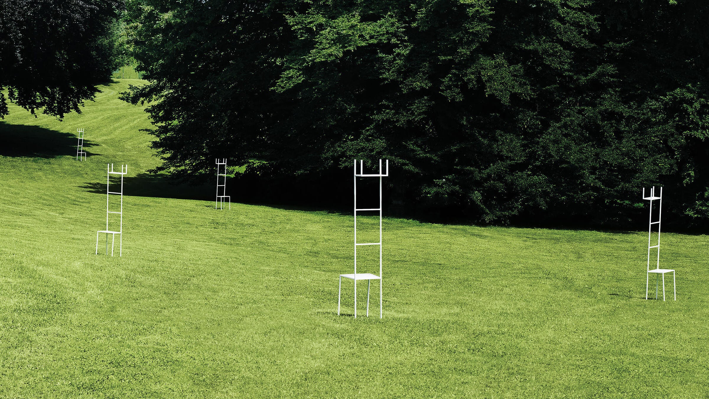 White / Desktop / WhiteMenu / Mate Clothes Valet, designed by (a+b) dominoni & quaquaro