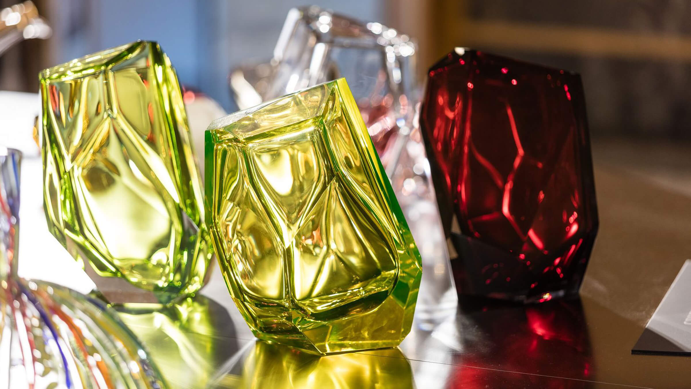 Uranium / Desktop / WhiteMenu / Crystal Rock Vase, designed by Arik Levy