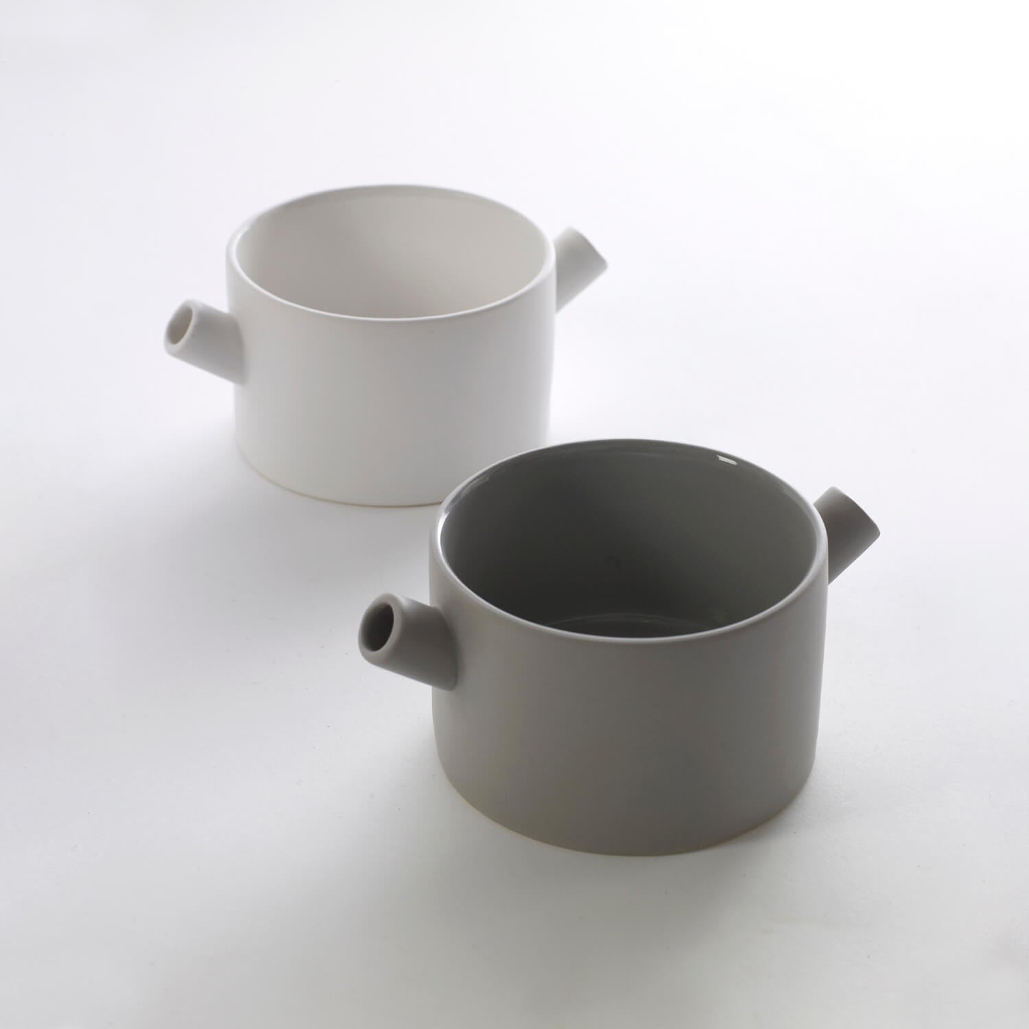Grey Small / Mobile / BlackMenu / Lovatt Bowl Designed By Catherine Lovatt for Serax Maison D'etre