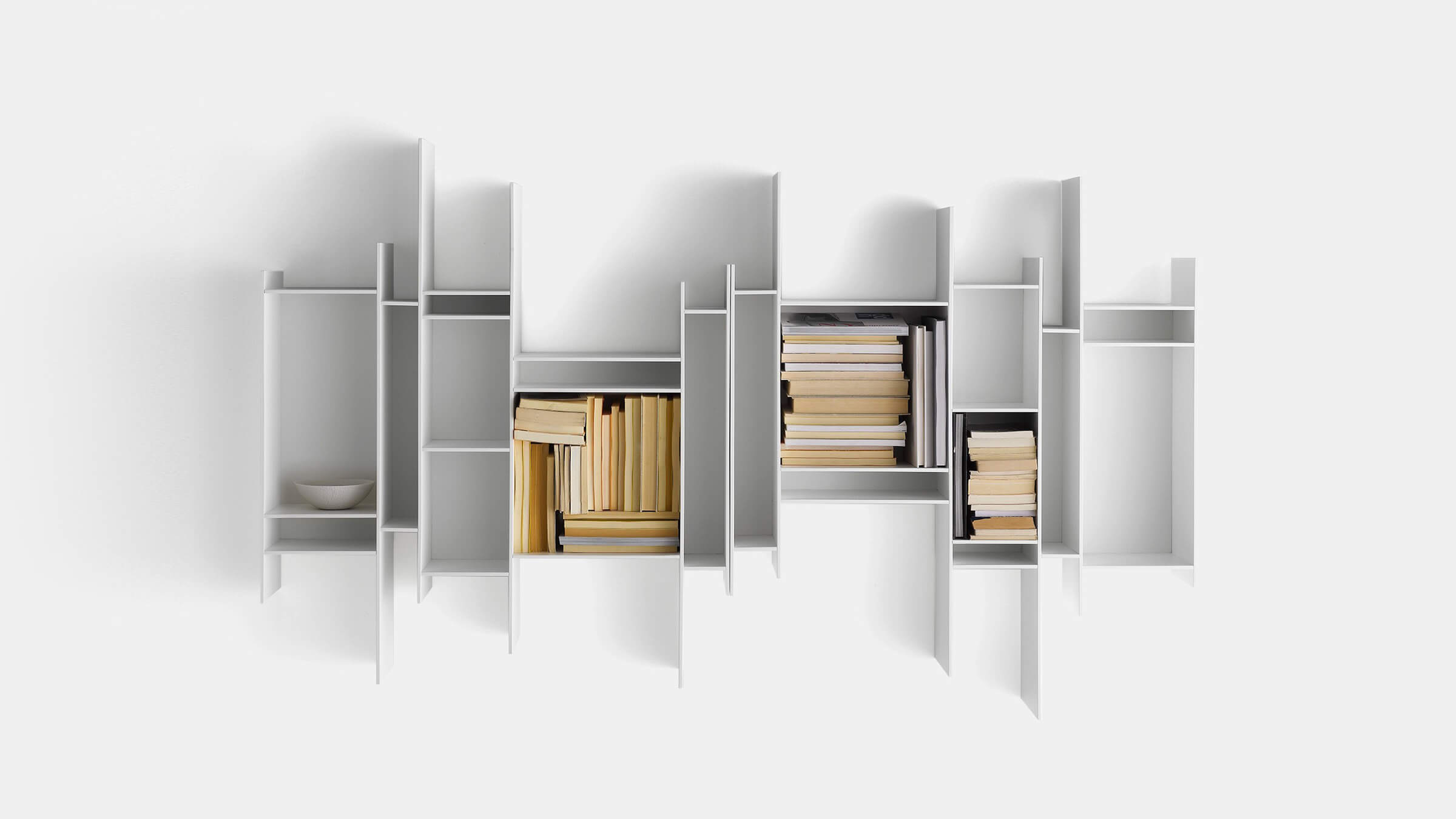 Desktop / BlackMenu / Randomito Wall Shelf, designed by Neuland Industriedesign