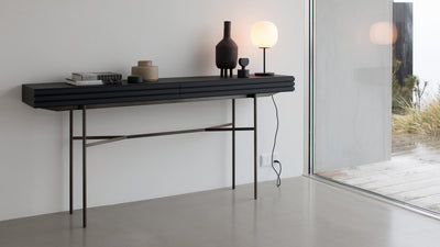 Desktop / BlackMenu / Harri Console, designed by Peter Fehrentz