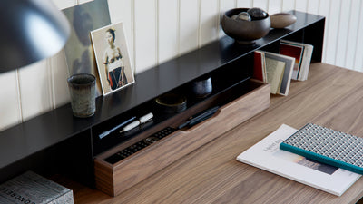 Desktop / BlackMenu / Harri Writing Desk