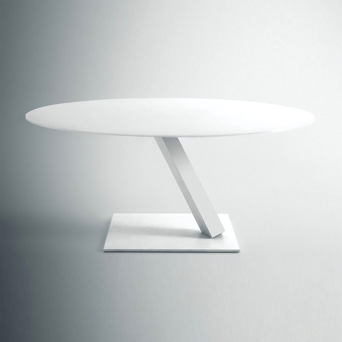 140cm / Mobile / BlackMenu / Element Round Table, designed by Tokujin Yoshioka