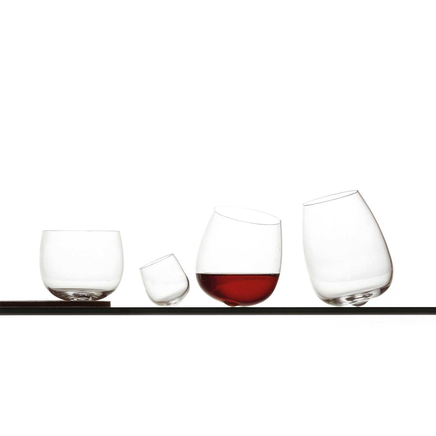 Mary / Mobile / BlackMenu / Dances of Glasses Glassware, designed by F. Maurer