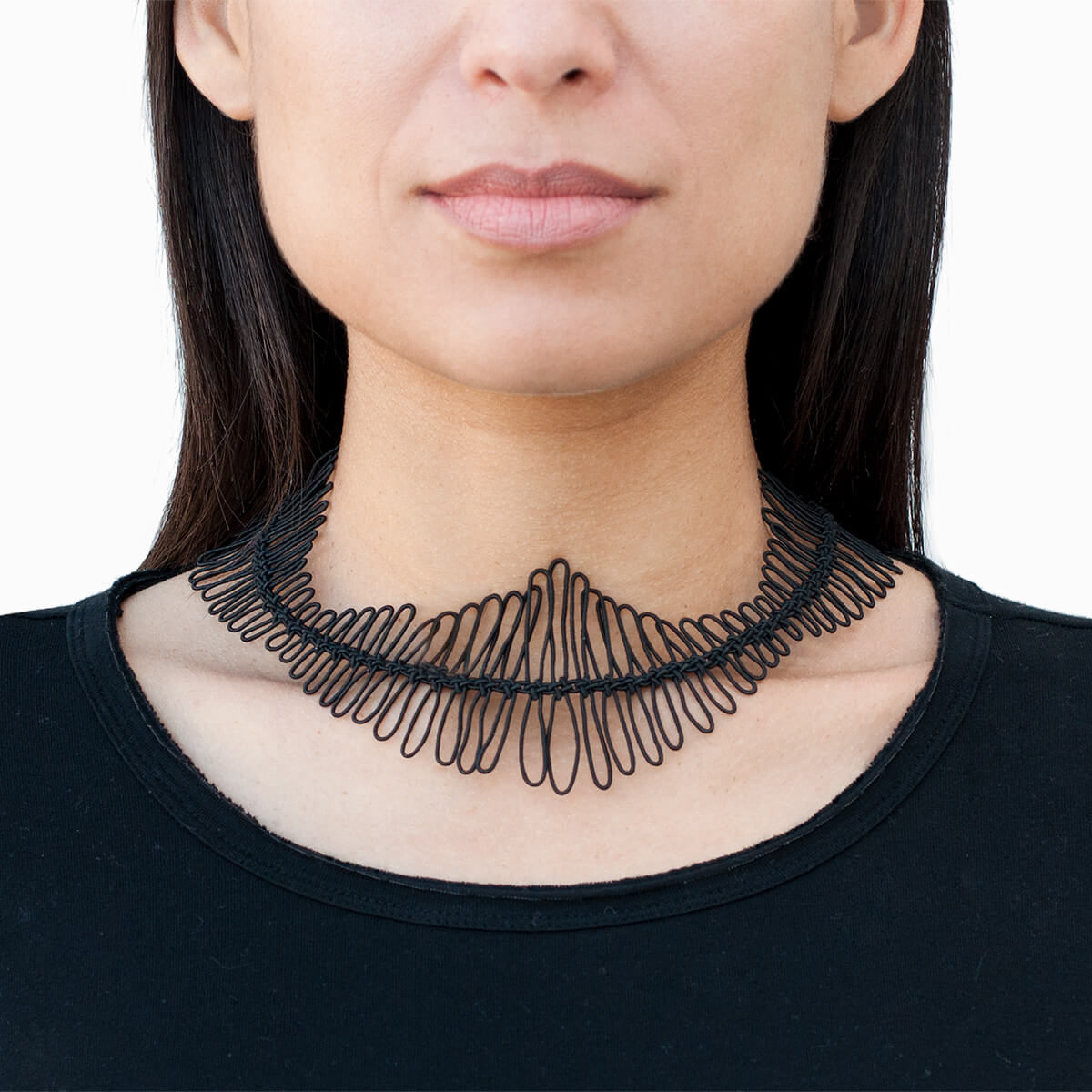 Mobile / BlackMenu / Fougere Necklace Designed By Aude Tahon