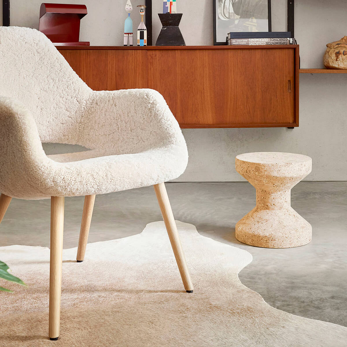 Model A / Mobile / WhiteMenu / Cork Family Stool, designed By Jasper Morrison for Vitra