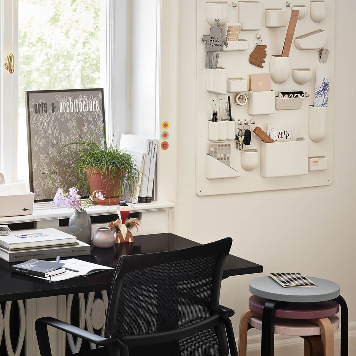 White / Mobile / BlackMenu / Uten.Silo I Organizer, designed by Dorothee Becker made by Vitra