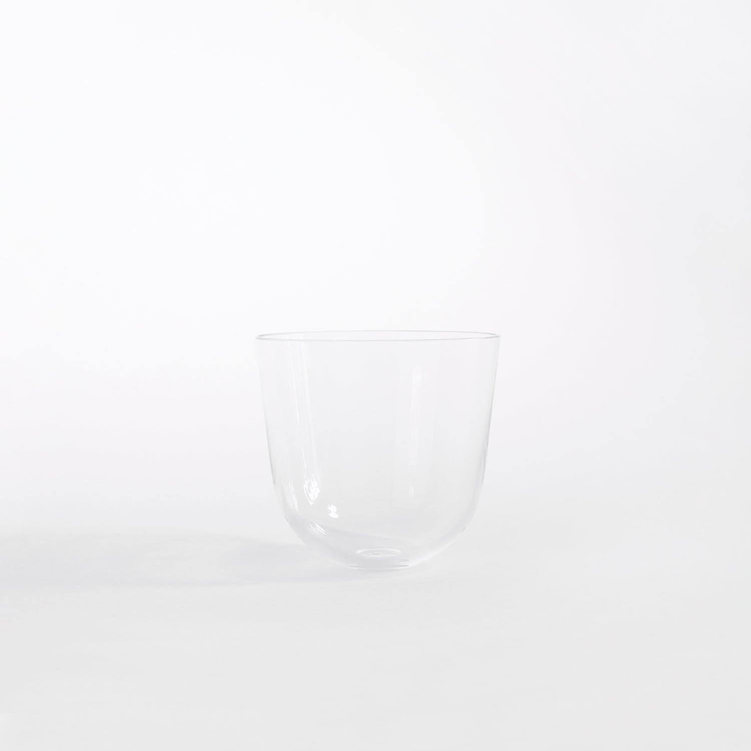 White Wine Glasses, Set of 2 / Mobile / BlackMenu / Vessels Glassware